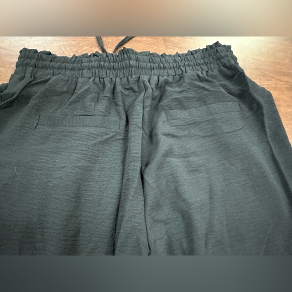 Black Pants for Women size Large - Picture 3 of 5